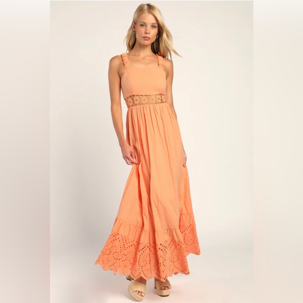 Lulu’s • Simply Effortless Peach Sleeveless Lace Swiss Dot Maxi Dress